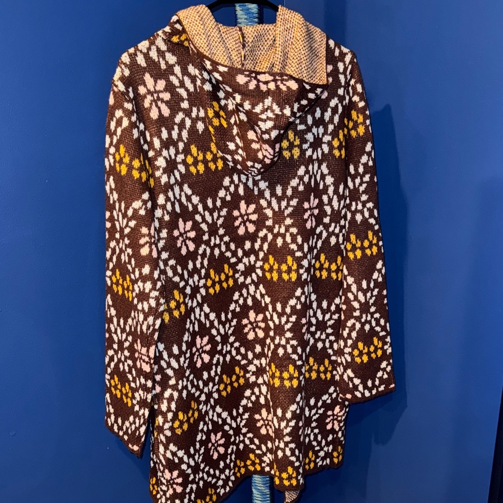 By Design- NWT Brown Floral Patterned Cardigan Size Medium - Picture 4 of 16